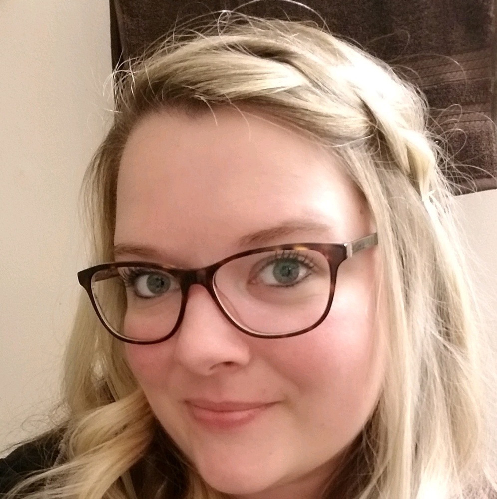 Meet your Posher, Christine